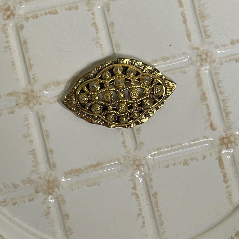 Vintage Freirich Gold Filigree Brooch